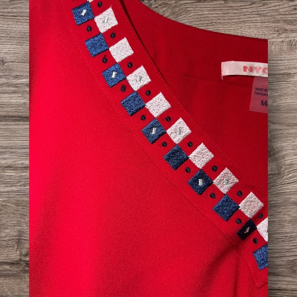 Peter Nygard V-Neck Tunic Top with Bell Sleeves, Size M - Picture 4 of 4